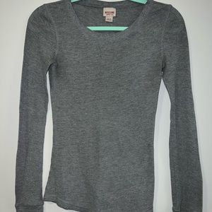 Mossimo Gray Thermal Long Sleeve Top. Size XS
